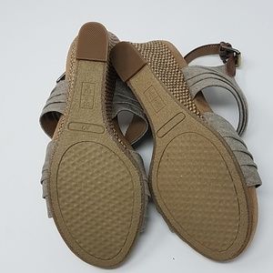A2 By Aerosoles Shoes - A2 by Aerosoles May Plush Wedge Size 8 A2 By Aerosoles Shoes - A2 by Aerosoles May Plush Wedge Size 8